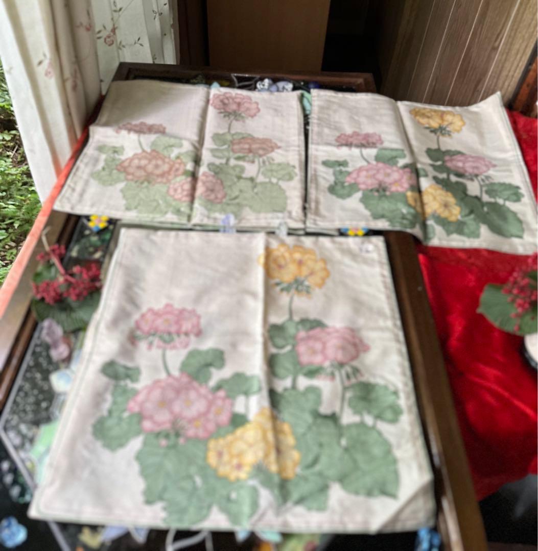 1974様感謝‼️マダム愛蔵品絹製クッションカバー　フランス製品　手染め工房手作り