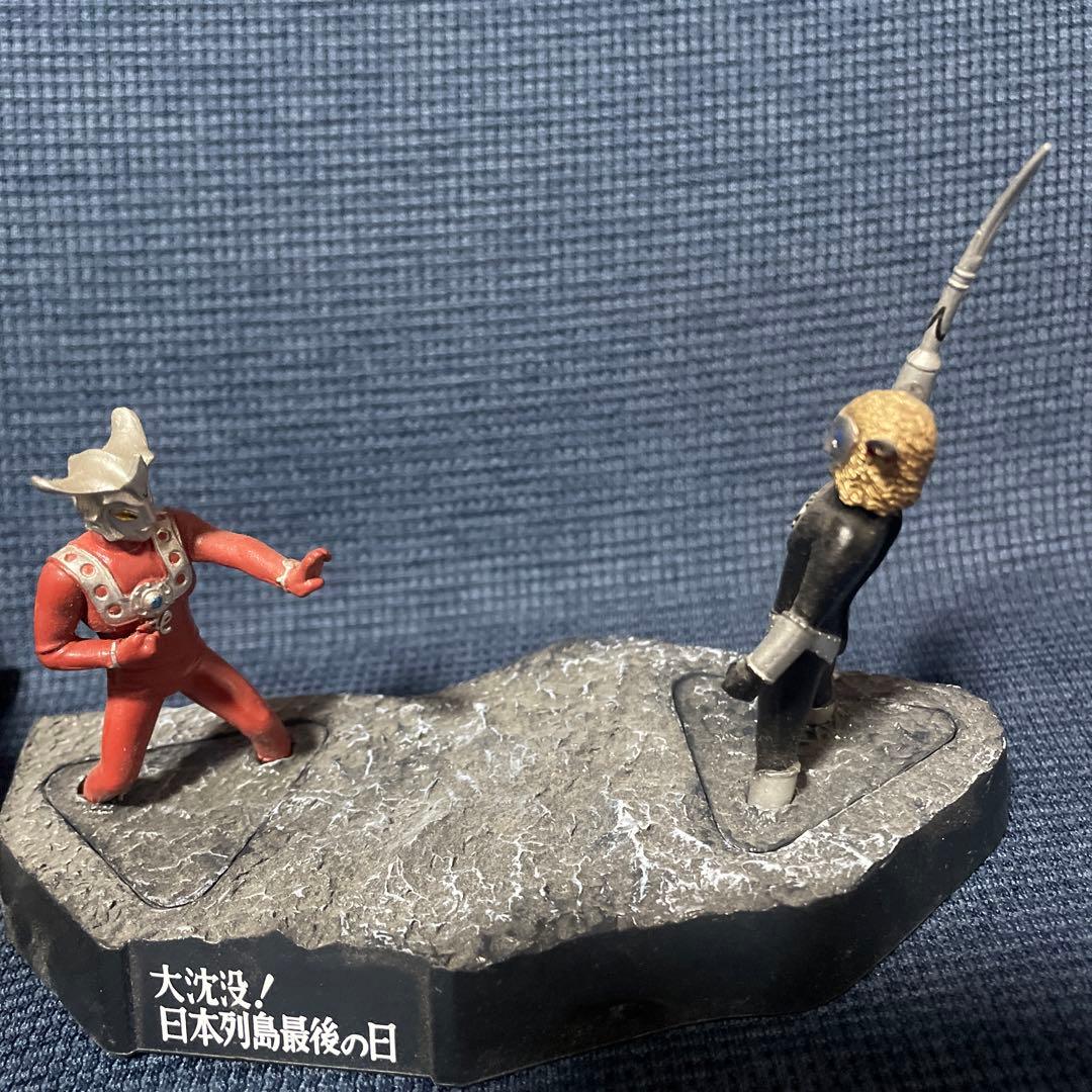 ウルトラ怪獣戯画 セブンが死ぬ時!東京は沈没する! - メルカリ