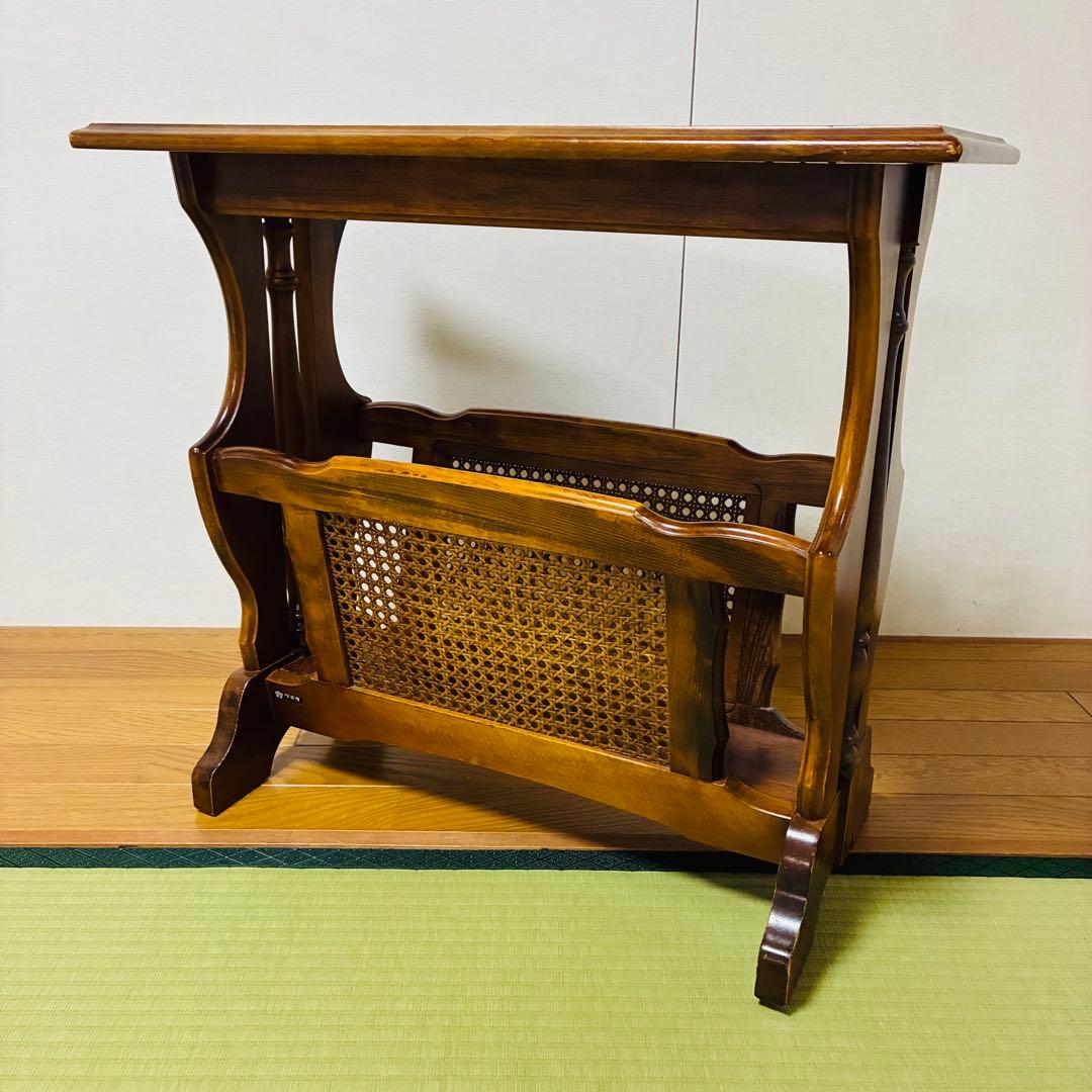 オールドカリモク　サイドテーブル　マガジンラックつき　コロニアル