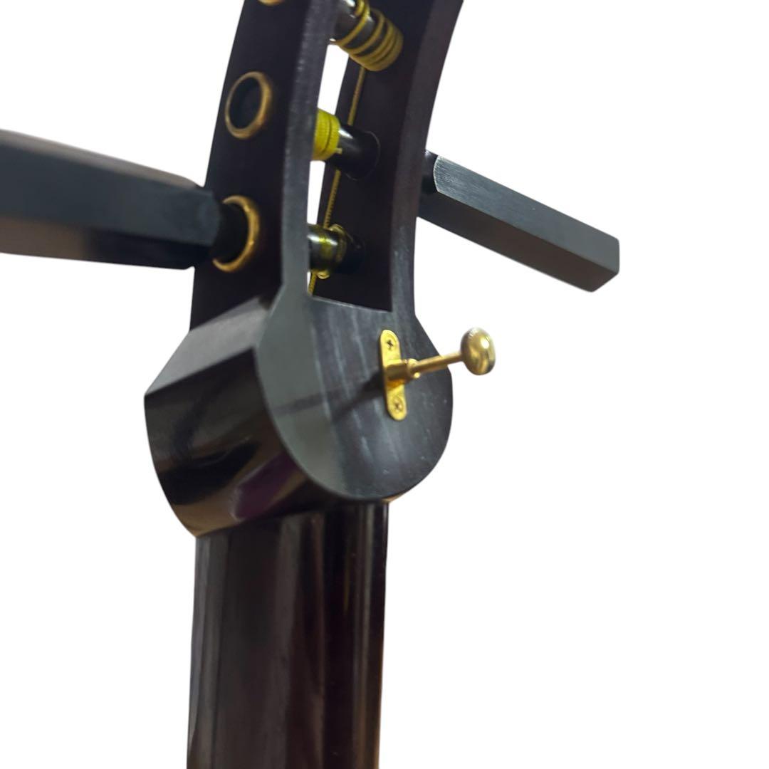 【皮破れあり】津軽三味線　太棹　トチ目　紅木 丸内胴　関屋楽器　ハードケース付