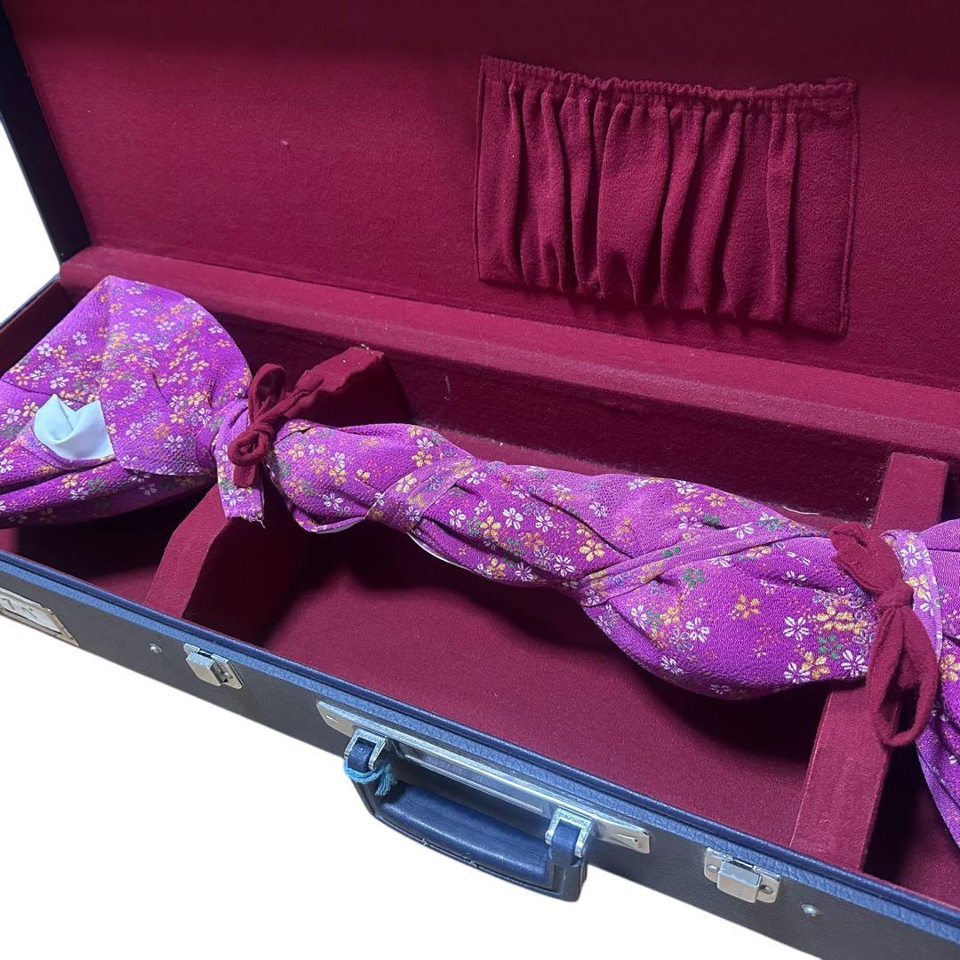 【皮破れあり】津軽三味線　太棹　トチ目　紅木 丸内胴　関屋楽器　ハードケース付