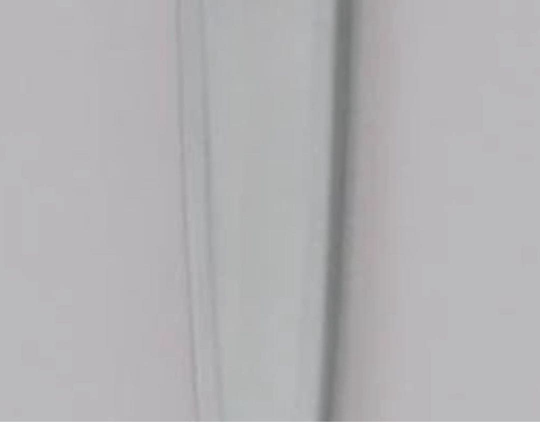 ステンレス製スプーンとナイフ各20