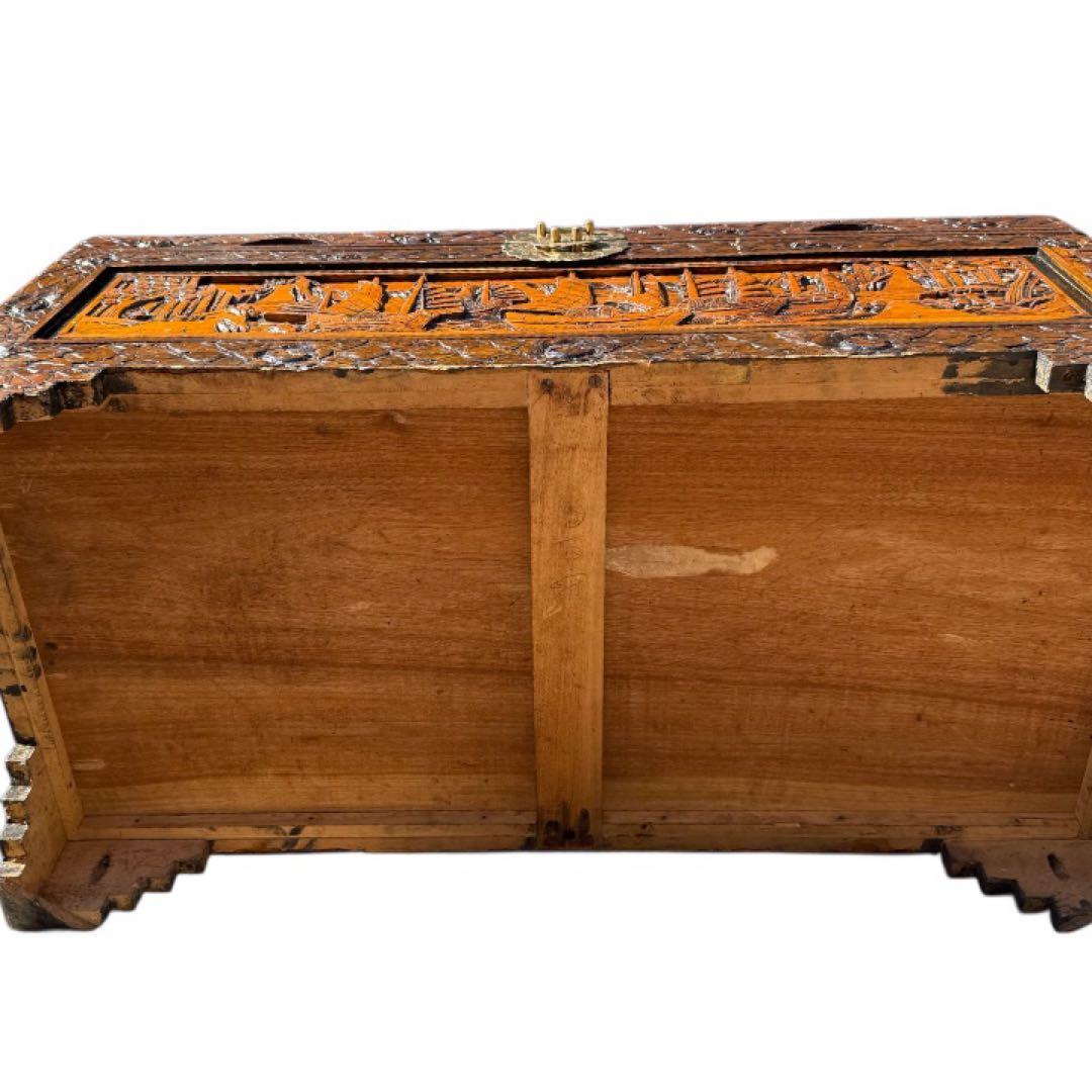 衣装箱 彫刻家具 木製 木彫り 手彫り 収納ボックス アンティーク家具