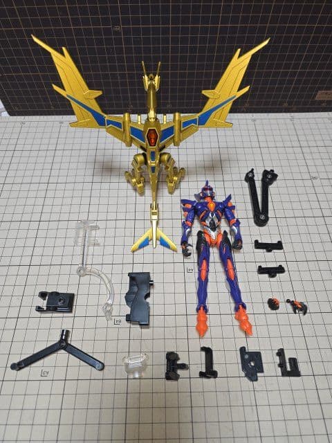 THE合体 DXローグカイゼルグリッドマン& グリッドナイトゴルドバーン