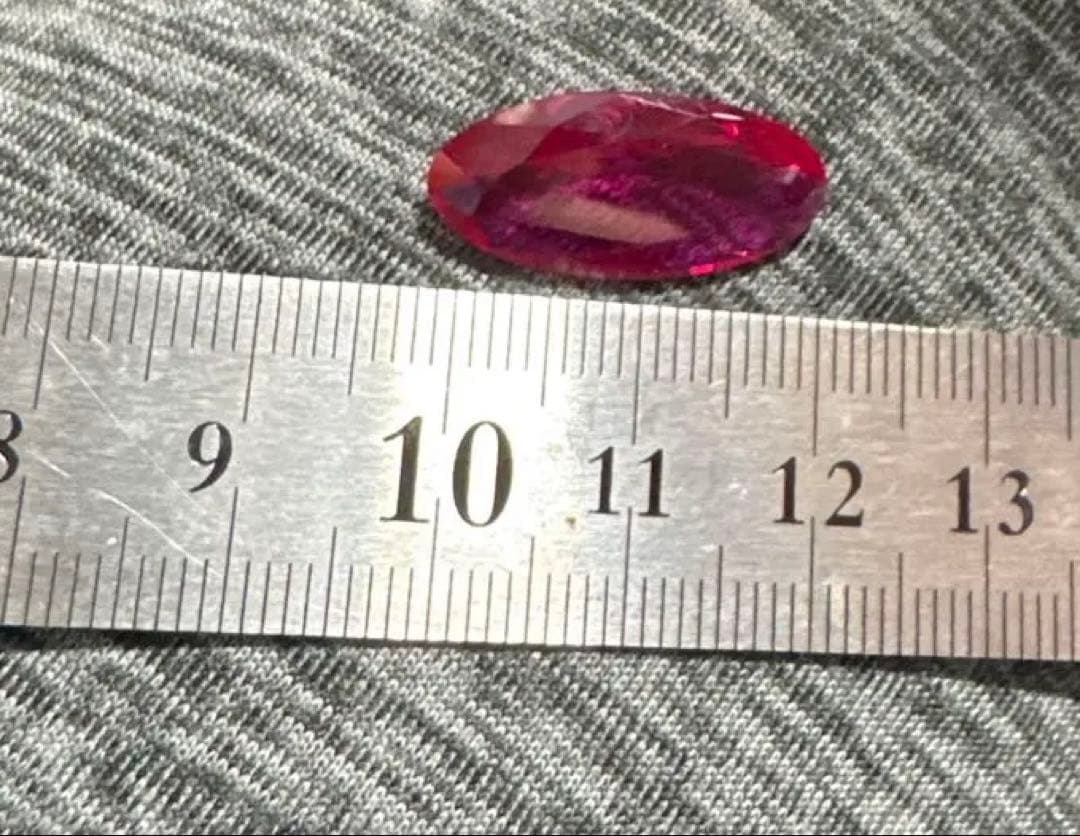 ルビールース 8.795ct