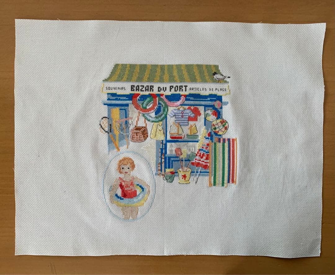 ヴェロニクアンジャンジェ　ハンドメイド　クロスステッチ完成品　海辺のマーケット