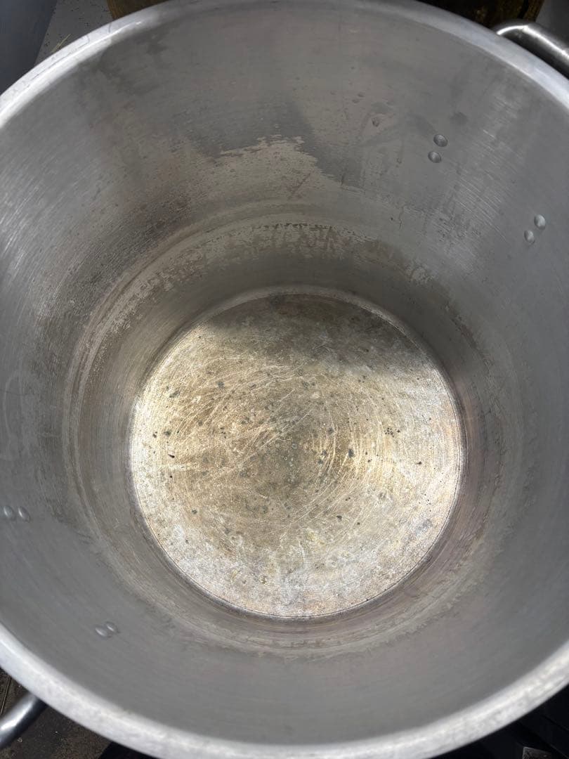 大容量アルミ寸胴鍋 蓋付き