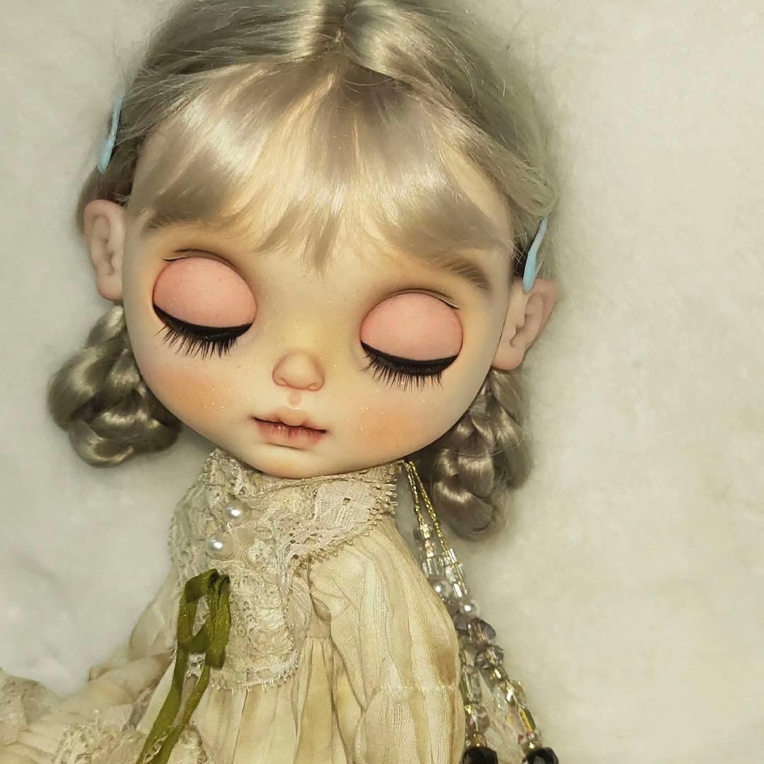 カスタムブライス 人形 海外作家様 シンプル おとなしい ドール フルセット