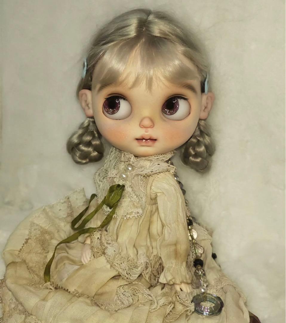 カスタムブライス 人形 海外作家様 シンプル おとなしい ドール フルセット