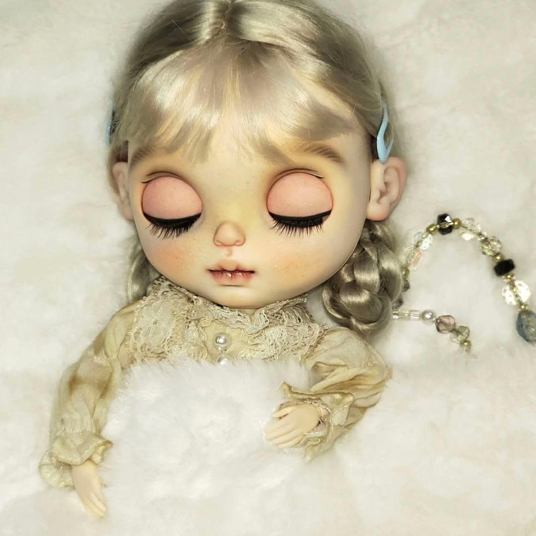 カスタムブライス 人形 海外作家様 シンプル おとなしい ドール フルセット