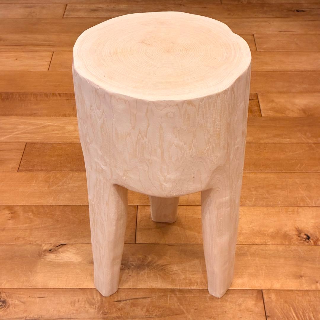 ひのき　丸太 スツール　3本脚　　No.1569