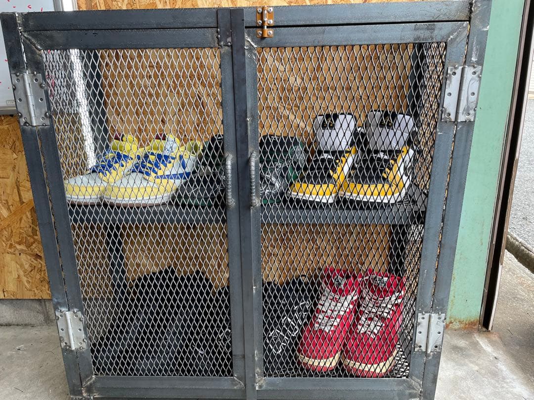 アイアンキャビネット　引き取り限定