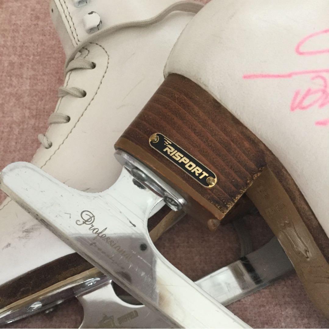 スケートシューズ