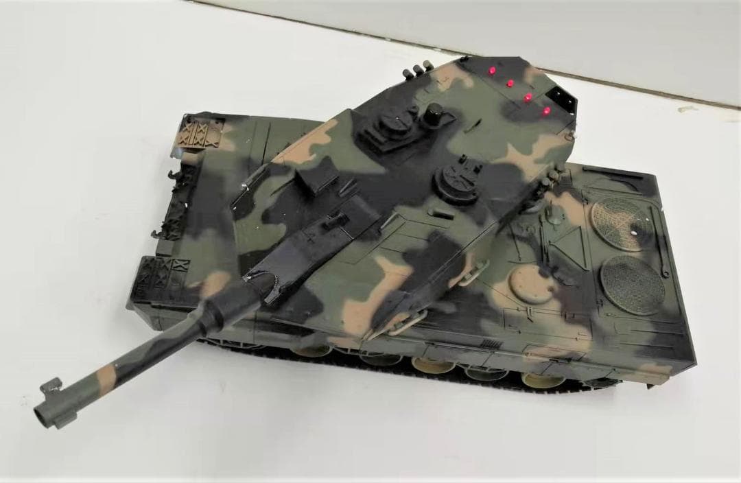1/24戦車ラジコン　ドイツレオパルド　2.4G　BB弾・赤外線対戦