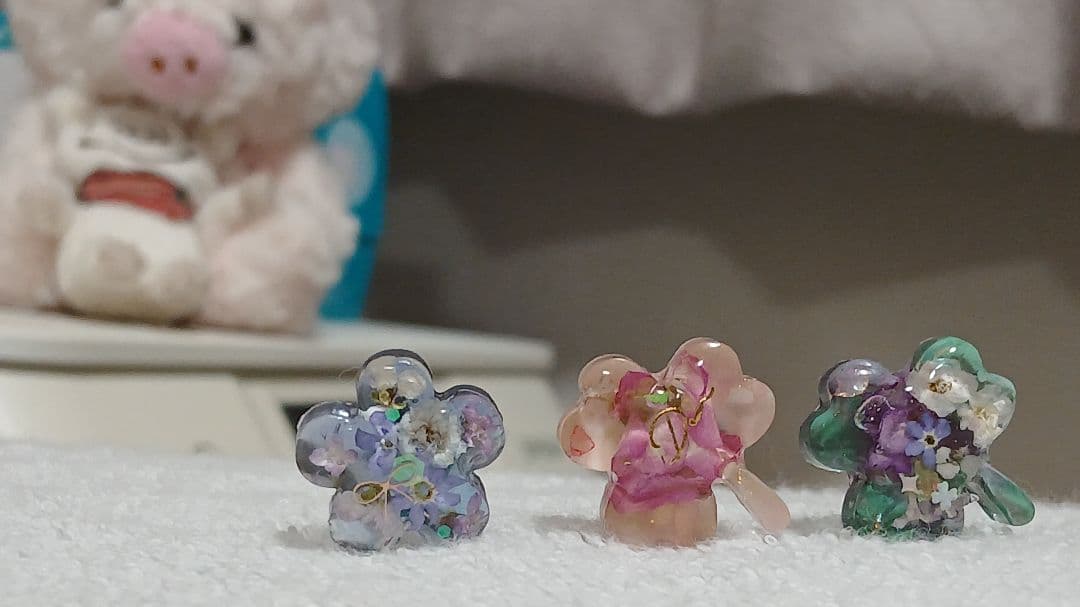 お取り置き済みです　小さなチャーム