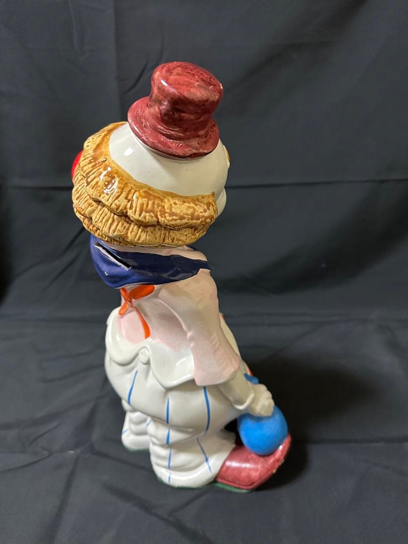 陶器製クラウンバンク 貯金箱（風船持ち）