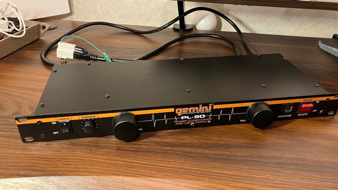 gemini PL-90（パワーディストリビュレーター）