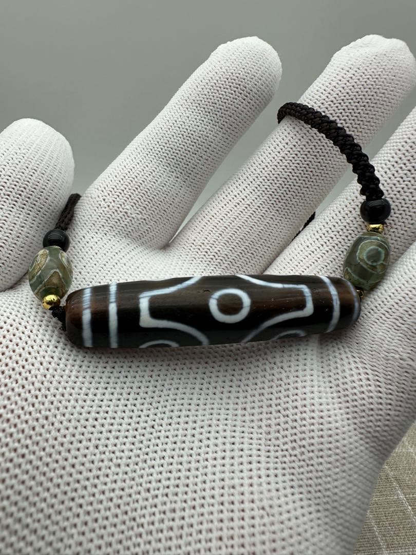 ☆天然石☆ 蔵伝 チベット 六眼天珠 古美術品 古董品 旧家蔵出 稀少珍品