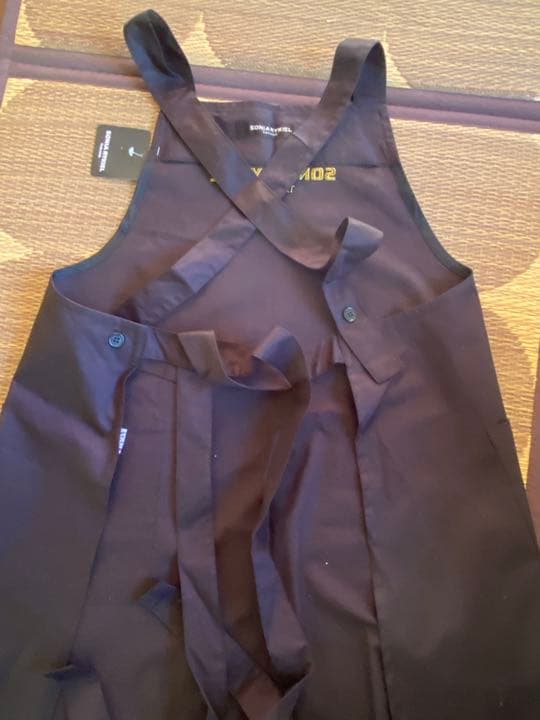 ソニアエキエル　エプロン