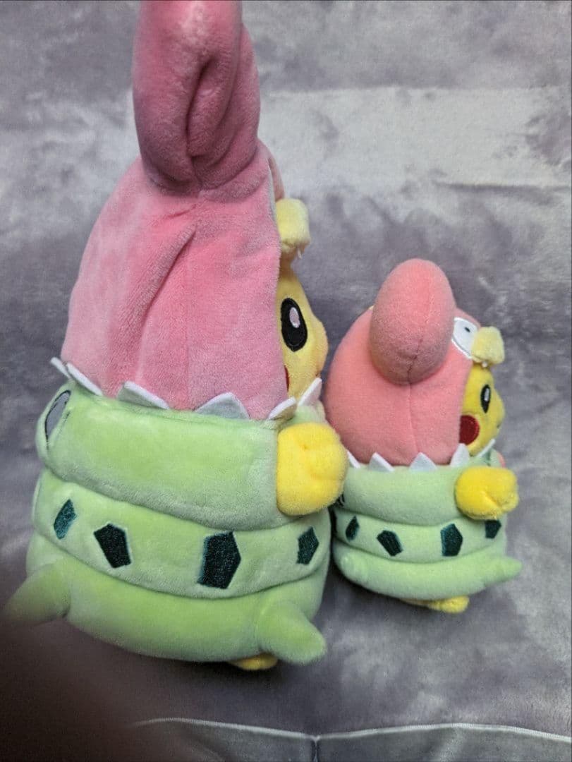 ポケモンセンター限定 メガヤドランのポンチョを着たピカチュウ