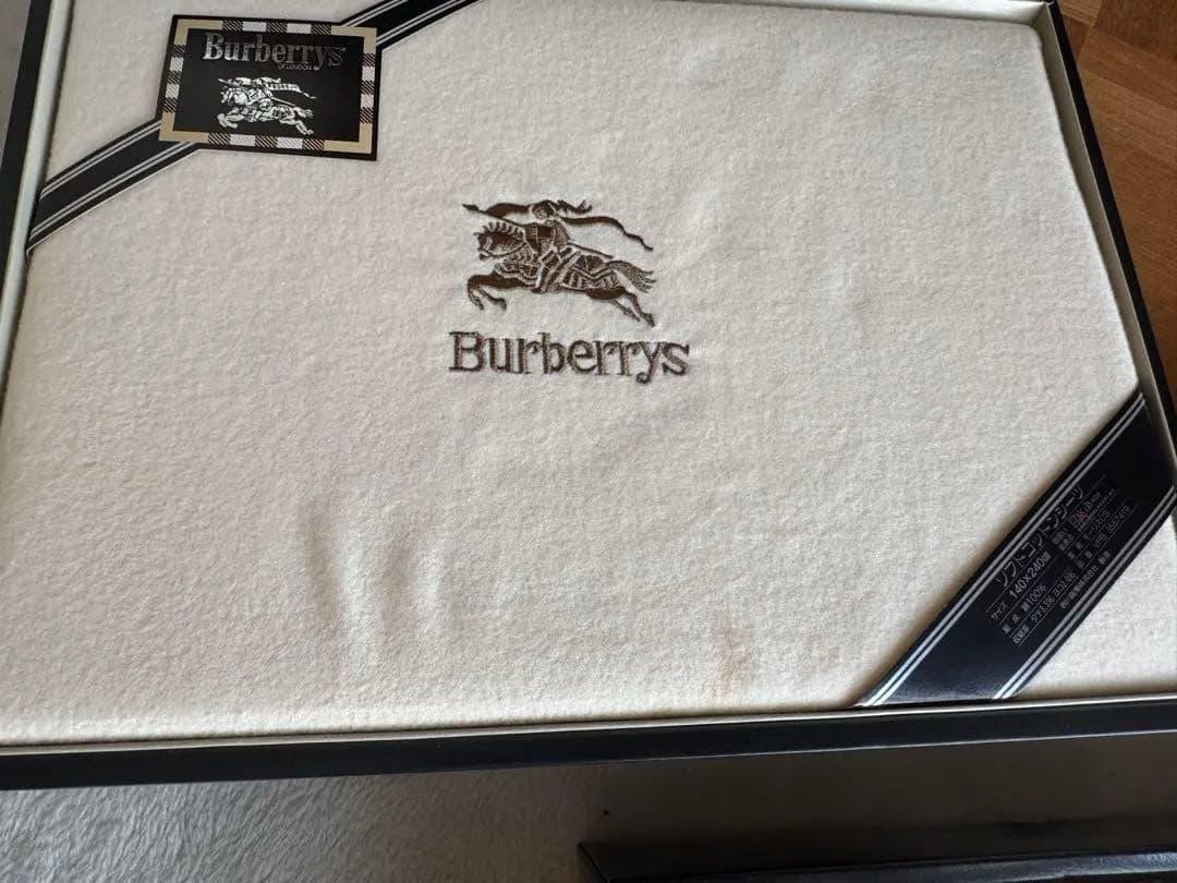 Burberryバーバリー　ソフトコットンシーツ140×240 3個セット