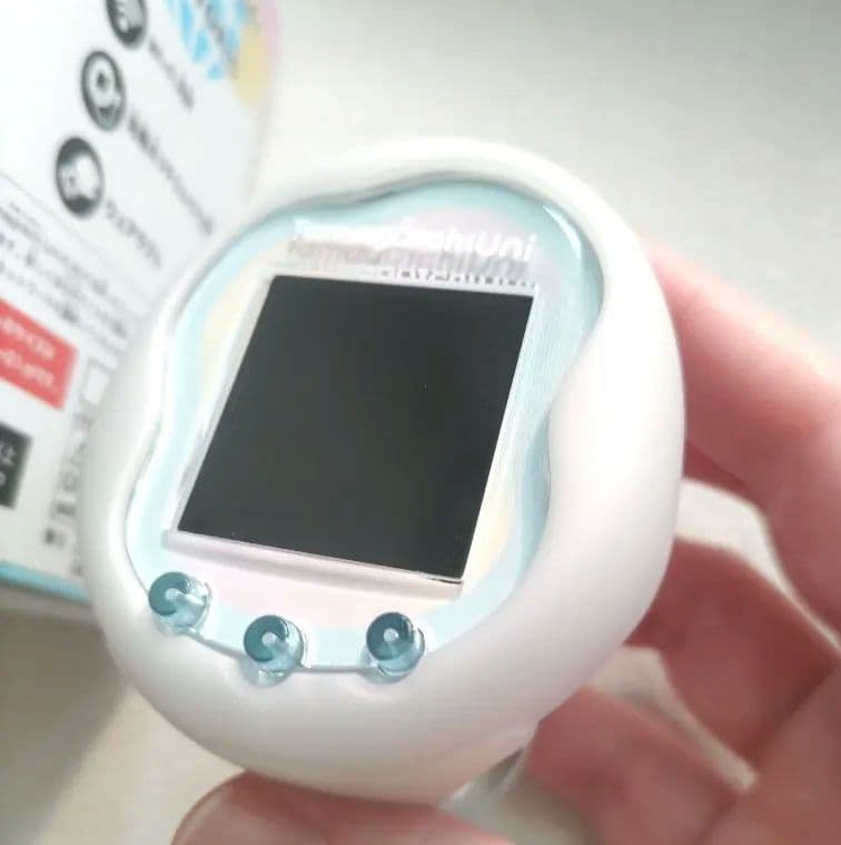たまごっち ユニ Tamagotchi Uni プリズムホワイト - メルカリ
