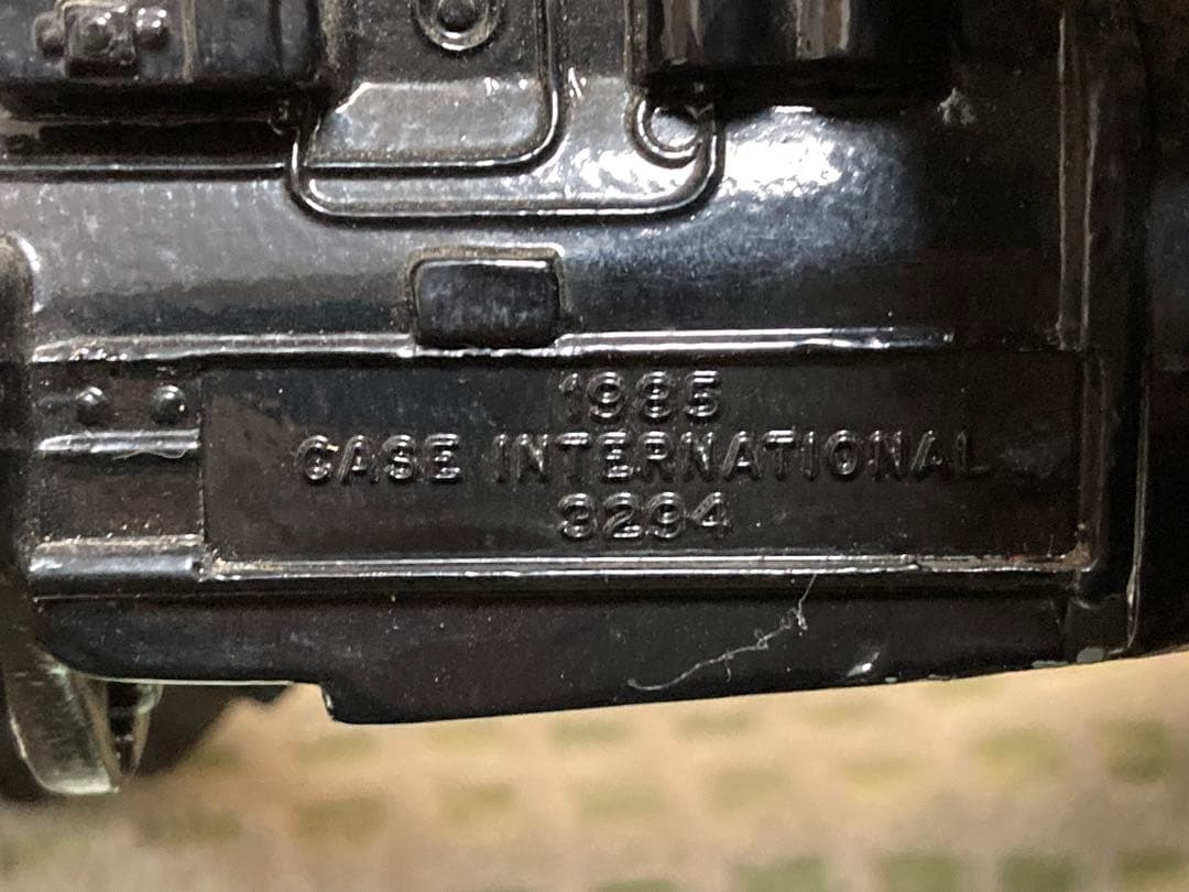 ERTL CASE インターナショナル　トラクター　3294
