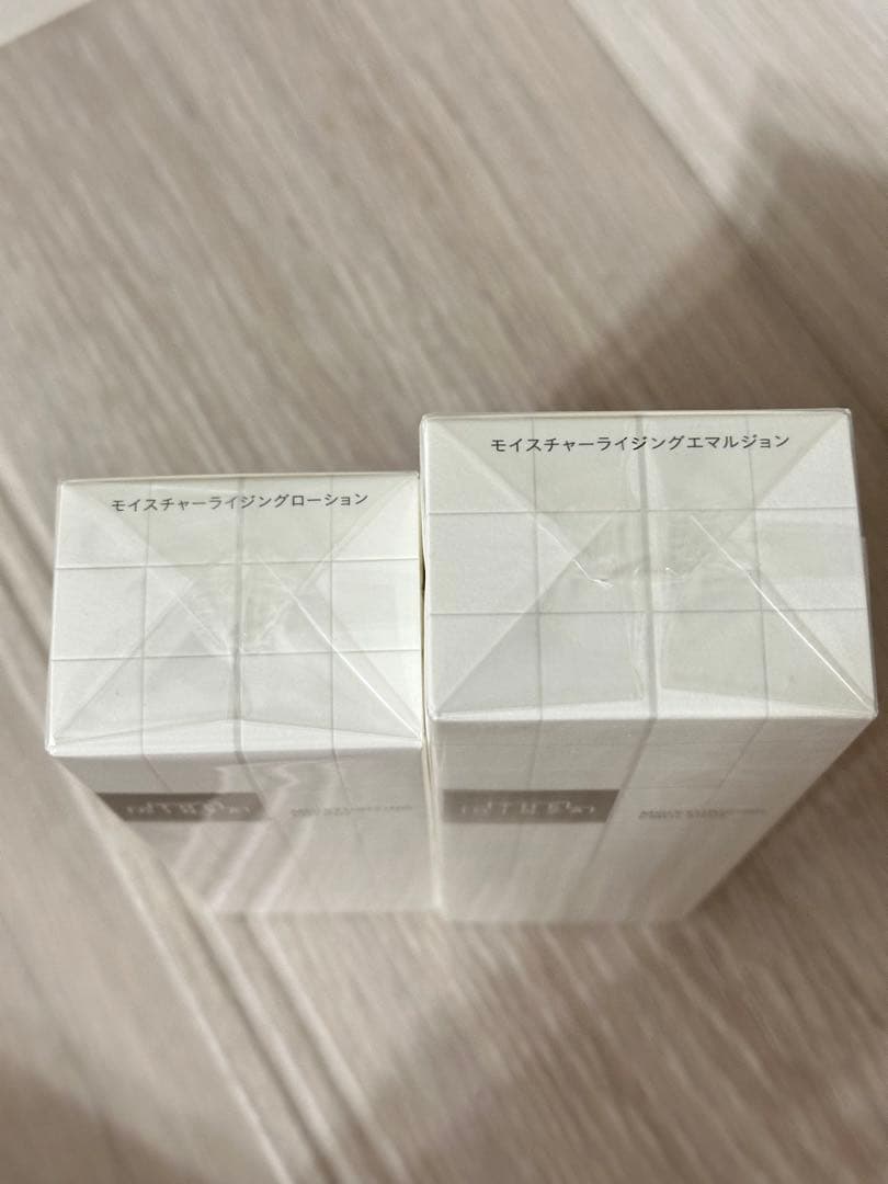 ザギンザモイスチャー化粧水+乳液