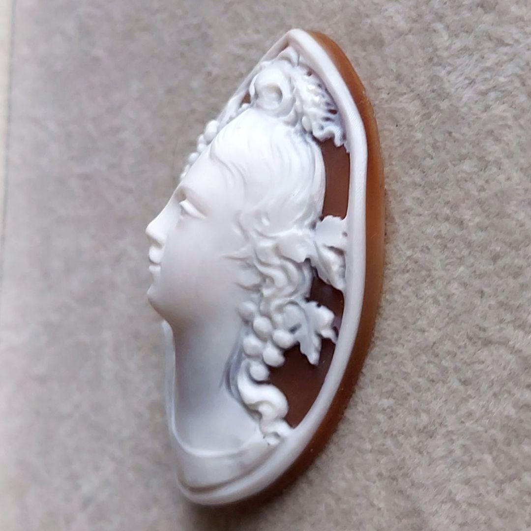 女性と小鳥　シェル　カメオ　ルース