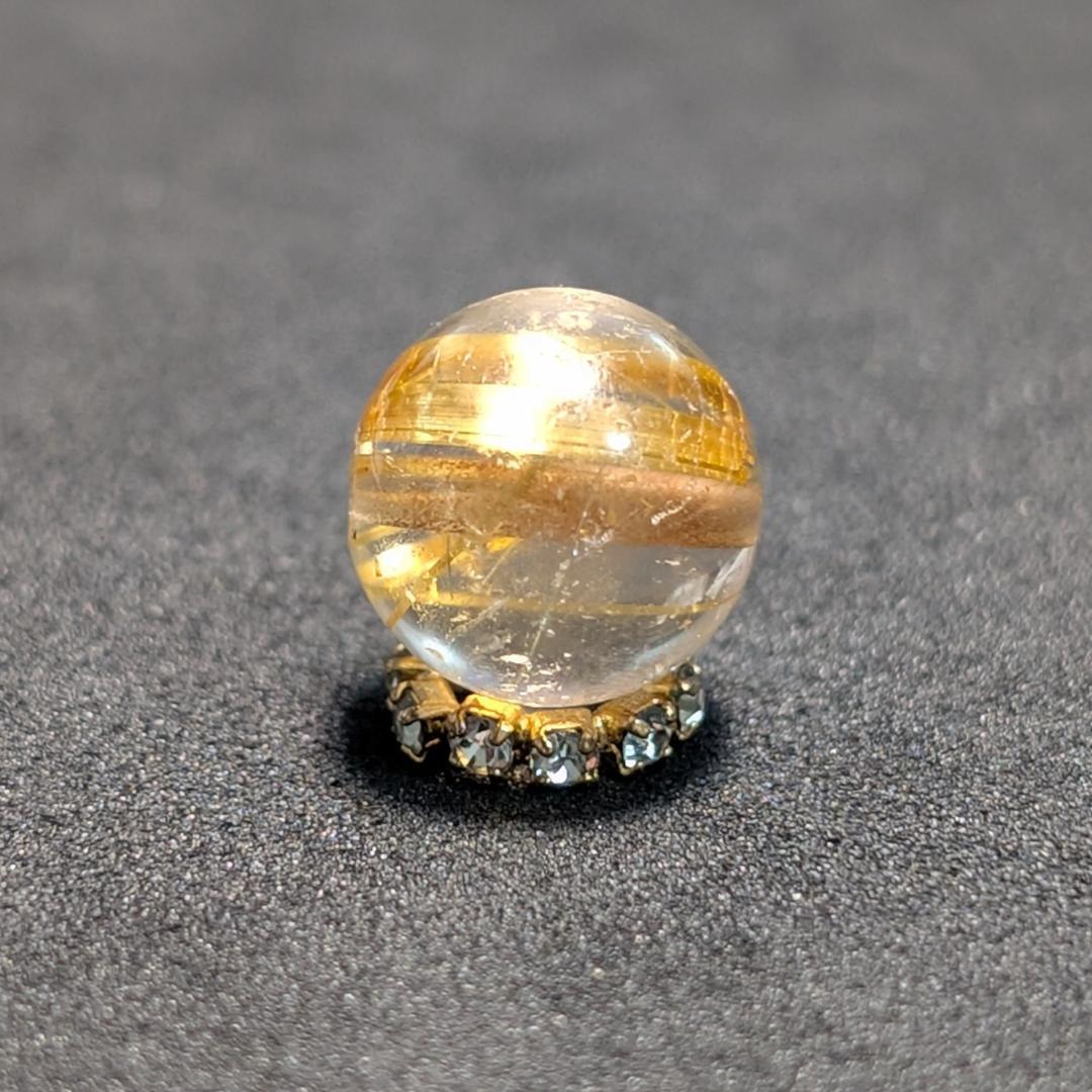 一点物【迫力満点】ゴールド タイチンルチル 10ミリ 貫通穴あり お守り石