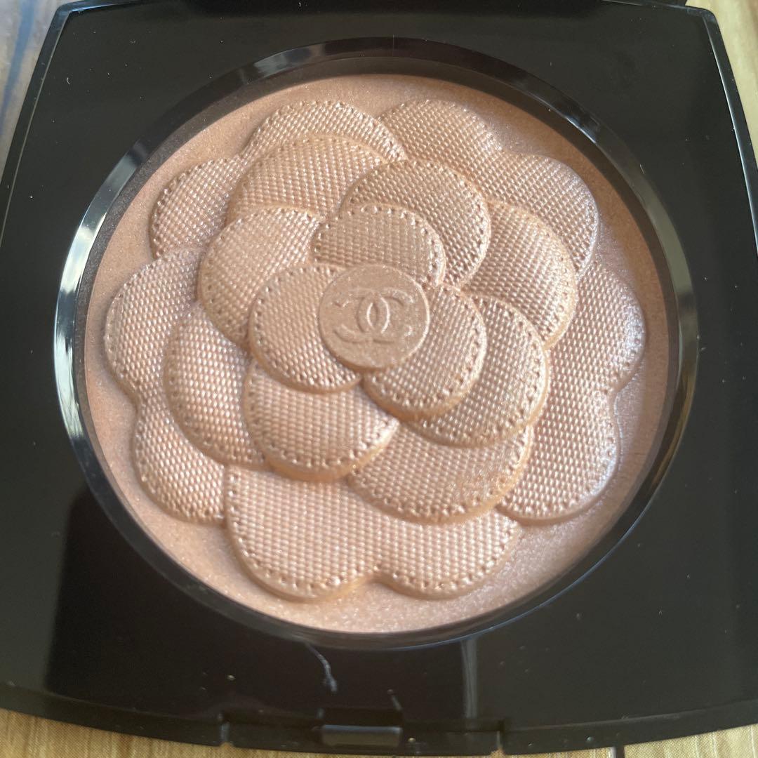 CHANEL シャネル Reve De Camelia フェイスパウダー