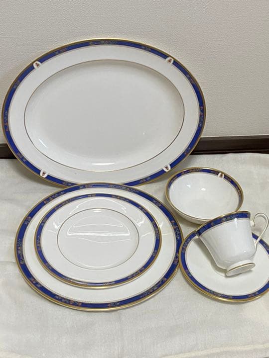 【ロイヤルドルトン】キャセイ ディナーウェア