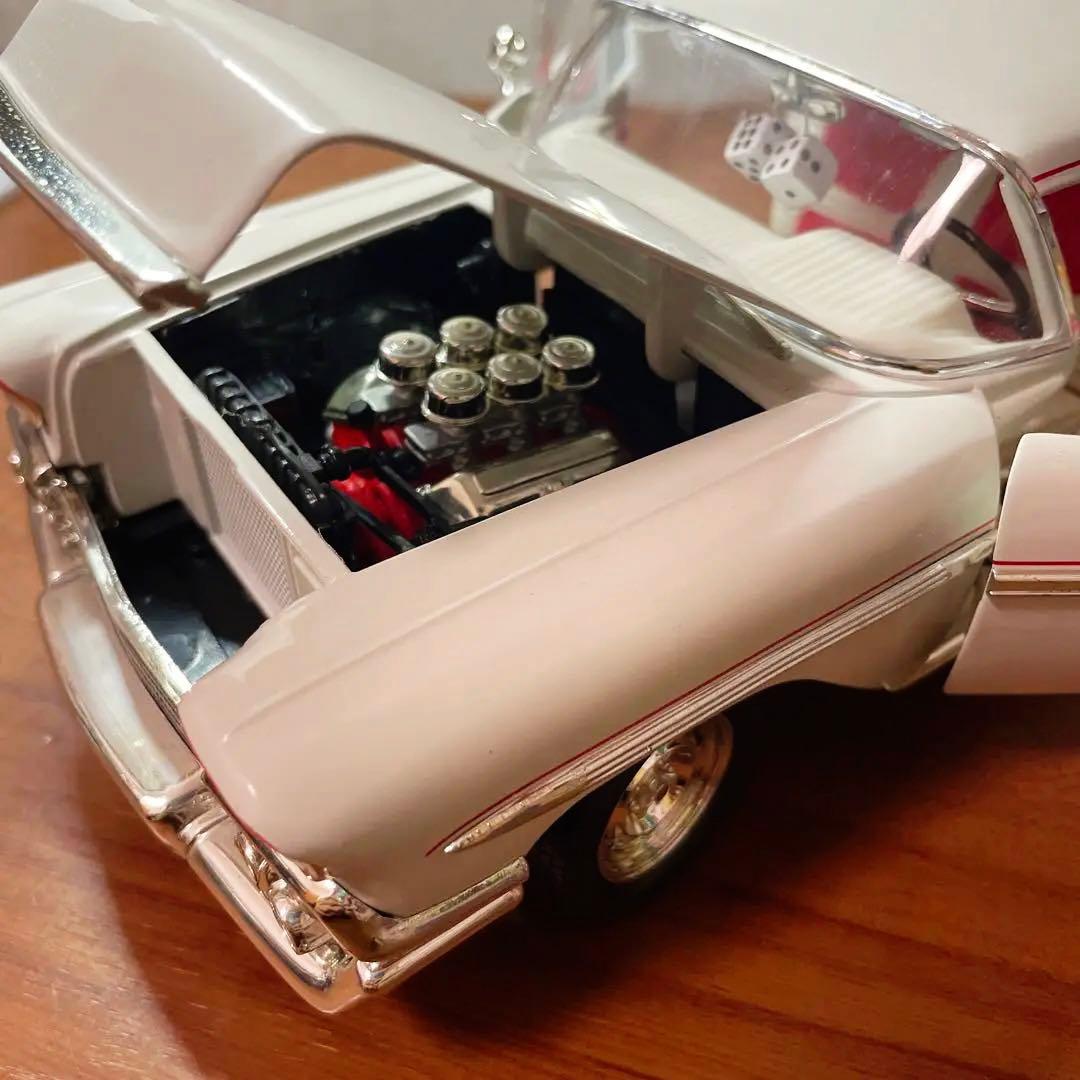 ERTL シボレー インパラ 1/18 1/64ミニカー - メルカリ