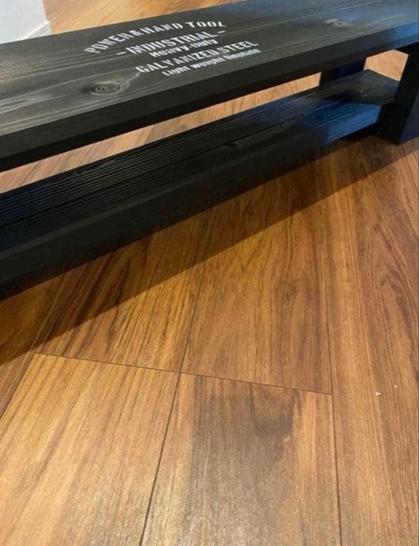 テレビ台　チェアー