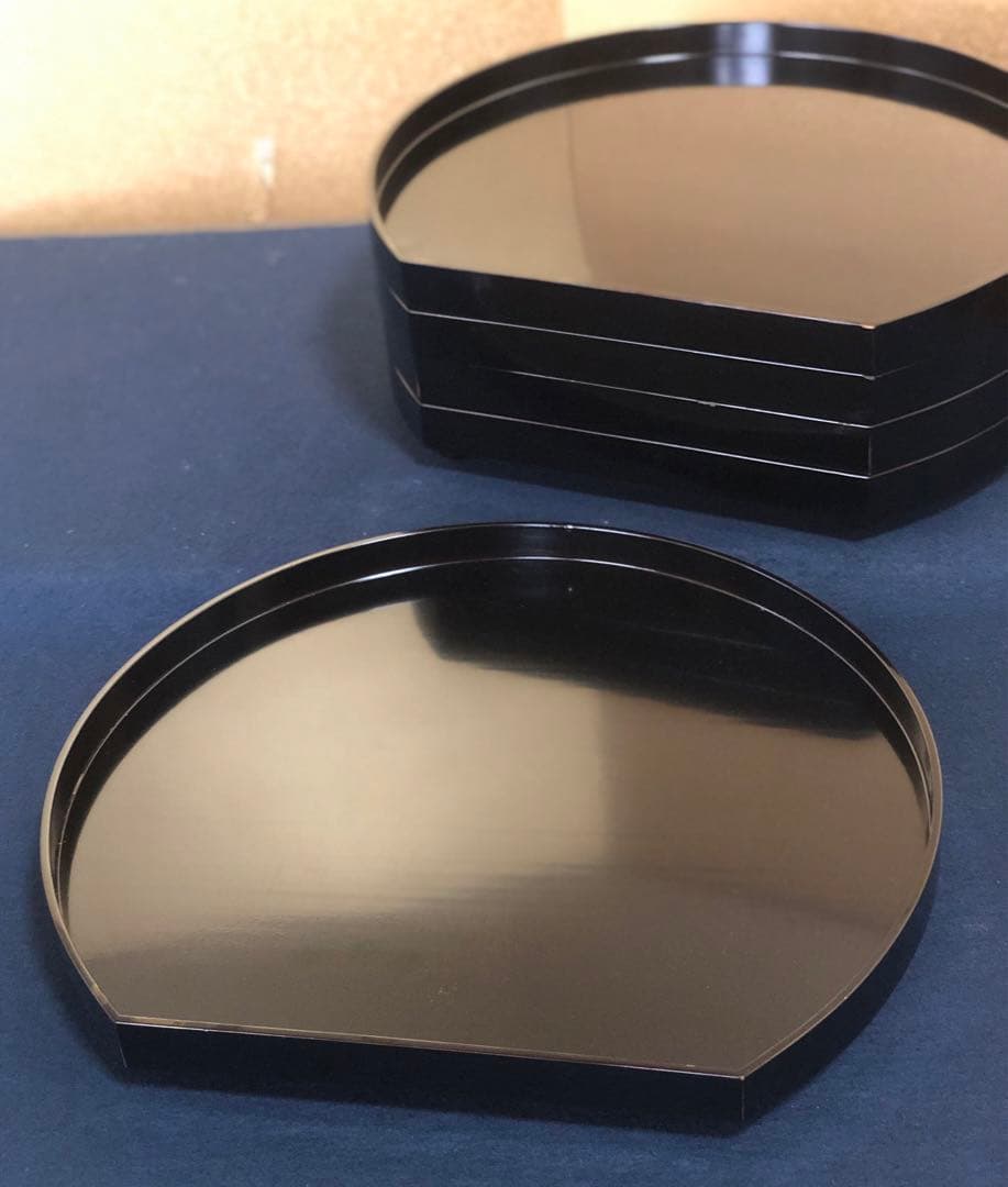 《レ》茶道具 くるみ足 半月折敷膳5客 塗師 寛斎造 共箱 260212け2