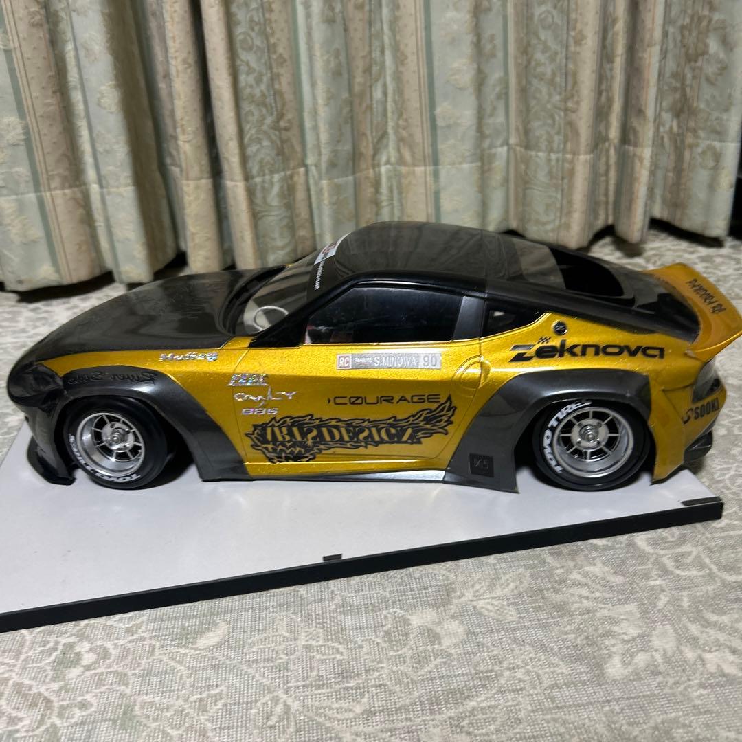 ドリフトラジコンカー ボディ アディクション製 フェアレディZ - メルカリ