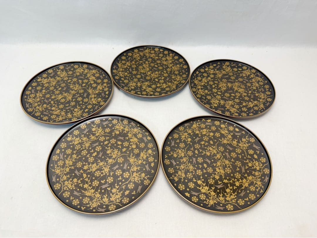 美品 大正〜昭和頃の時代 茶道具 木製溜塗 金彩蒔絵 菓物椀 見返し蒔絵