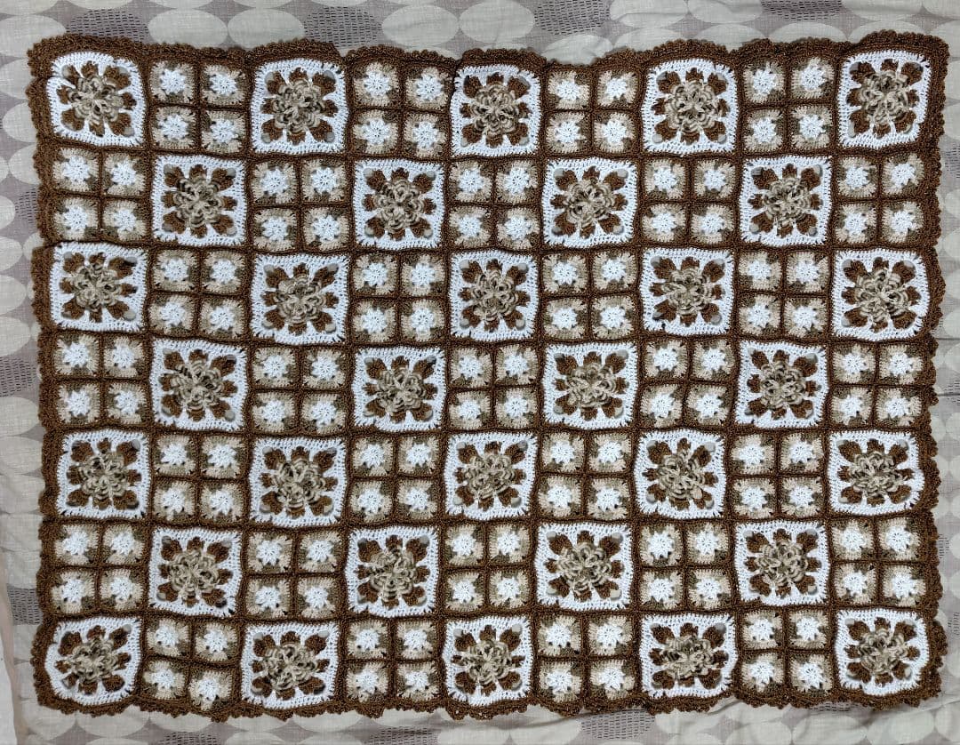 手編み　ブランケット　モチーフ編み　かぎ針編み