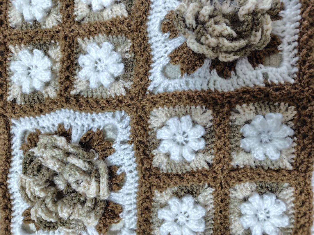 手編み　ブランケット　モチーフ編み　かぎ針編み