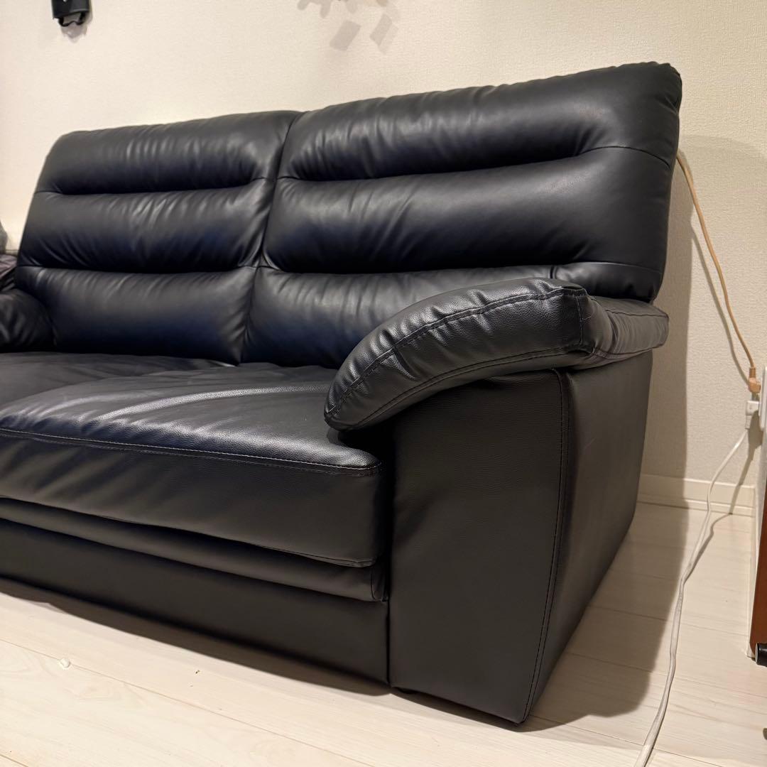 【東京】ソファ　2〜3人掛け　レザー