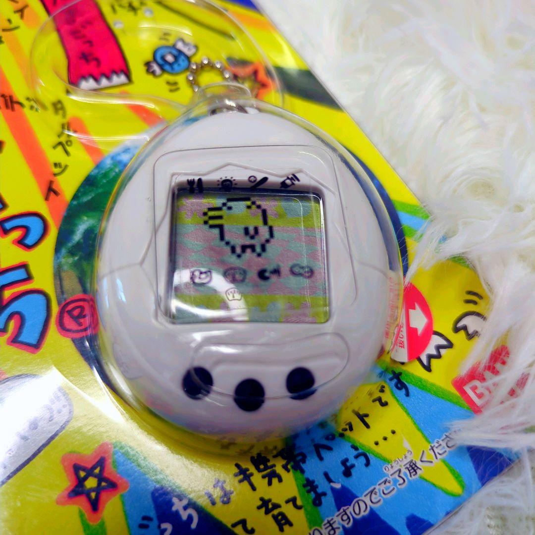 未開封品】美品 希少 初代 たまごっち 白 BANDAI バンダイ - メルカリ