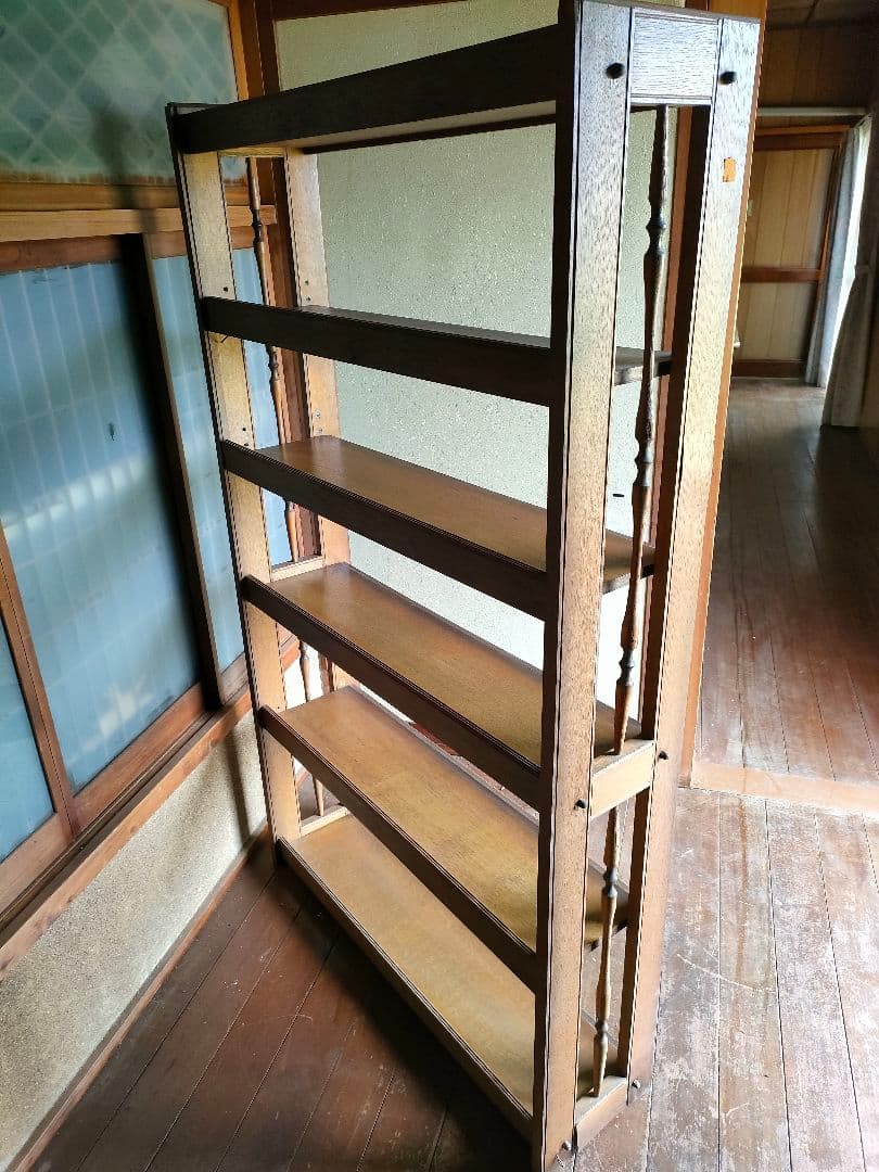 レトロな本棚　横91cm 高さ104cm 奥行26cm　シェルフ　小物置きなど