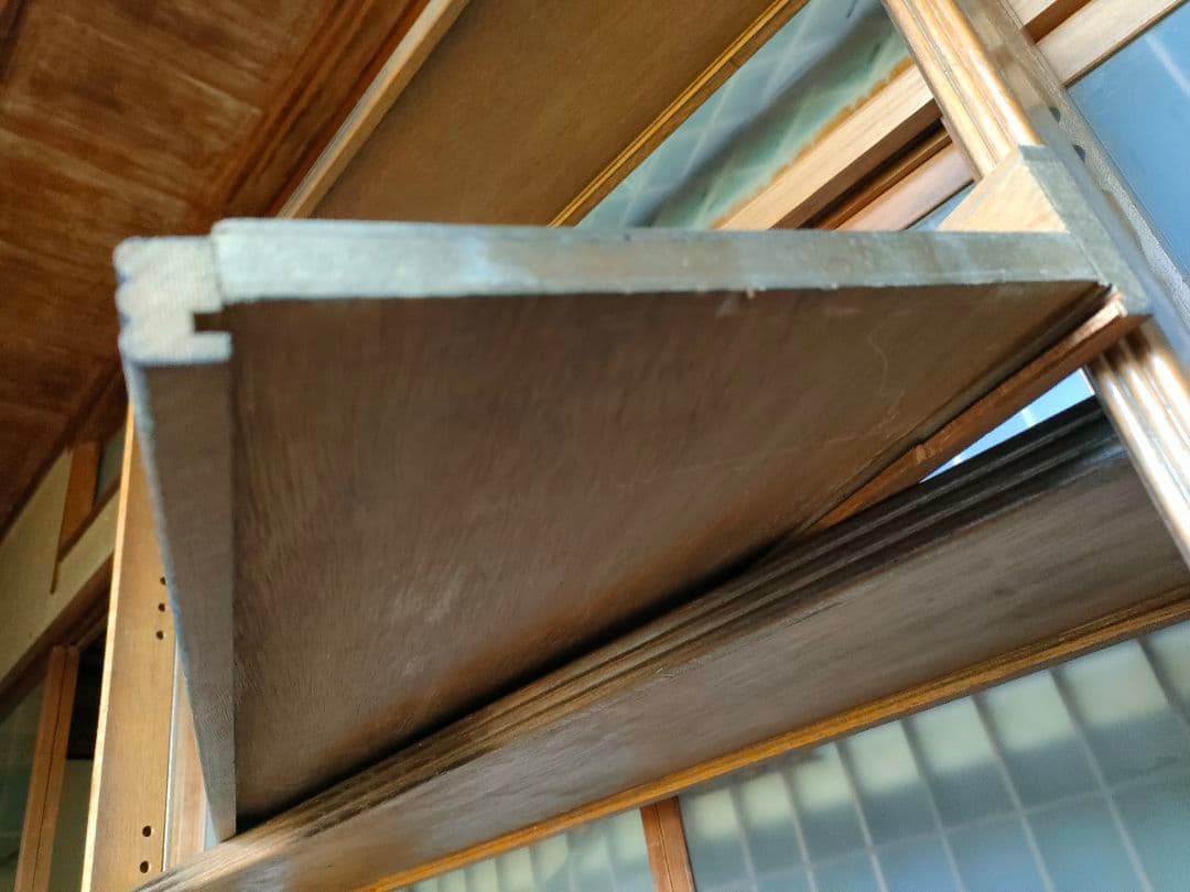 レトロな本棚　横91cm 高さ104cm 奥行26cm　シェルフ　小物置きなど