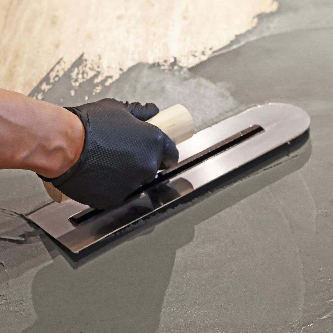 ラウンドテーブル｜ライトグレー｜Φ120cm｜薄塗りモルタル｜ダイニング