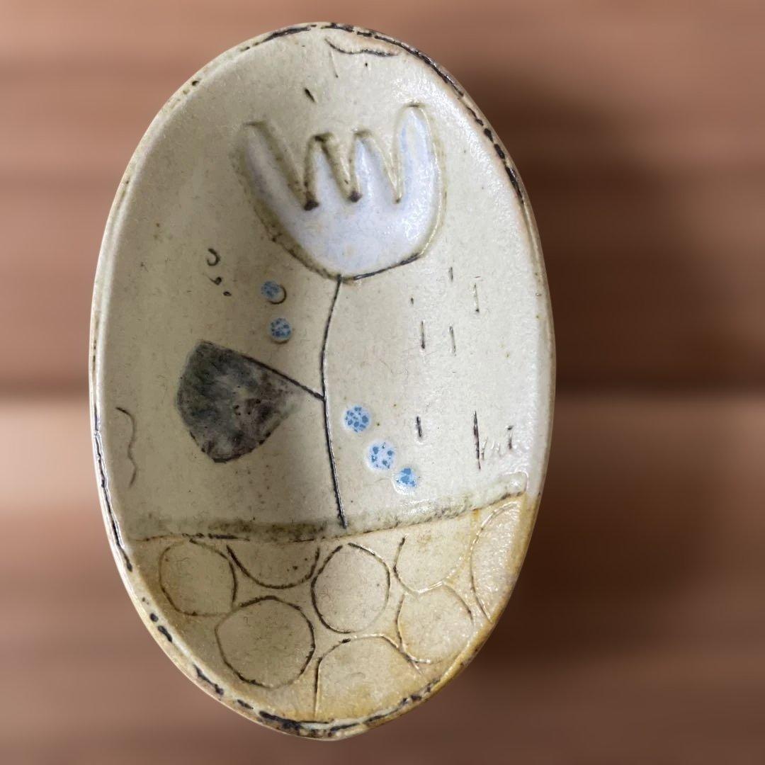 ケイトポムフレット BENNU Gallery&Cafe - メルカリ