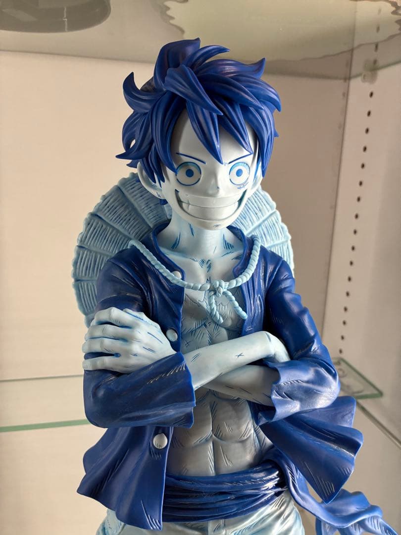 ワンピース　ベースショップくじ　ラストワン　ルフィ　フィギュア