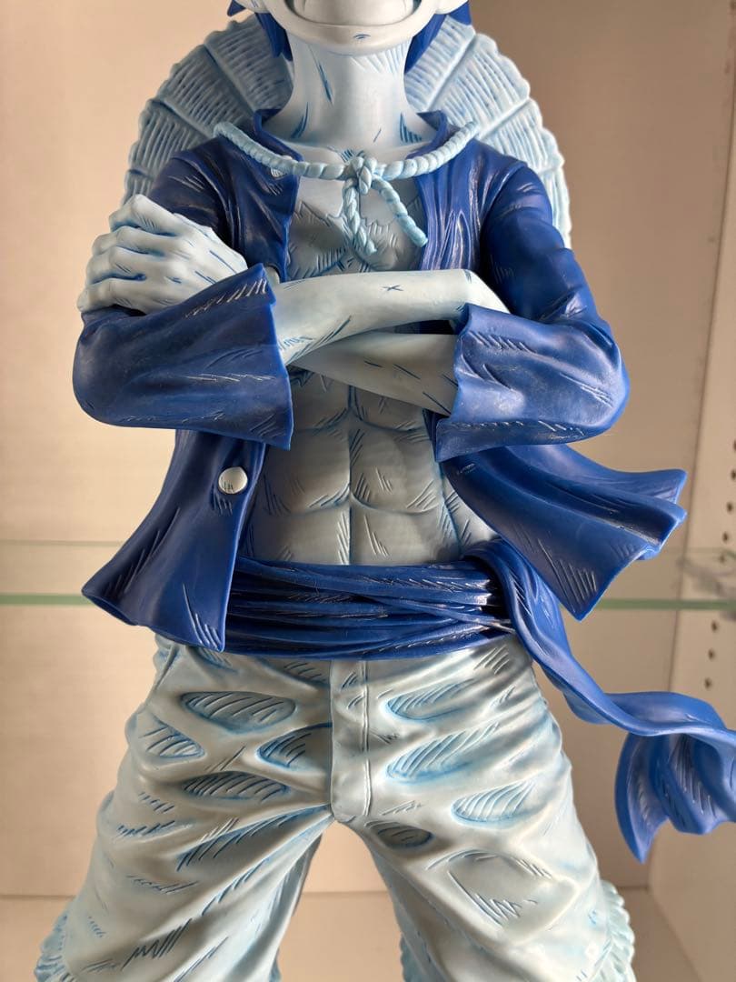 ワンピース　ベースショップくじ　ラストワン　ルフィ　フィギュア