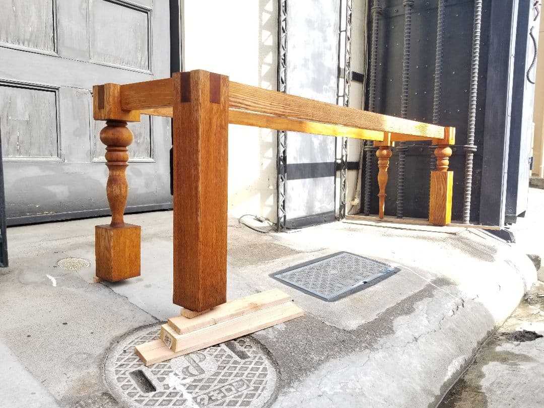 オーダーメイド　アート　スピンドル　レッグス　ロング　サイドボード　テーブル