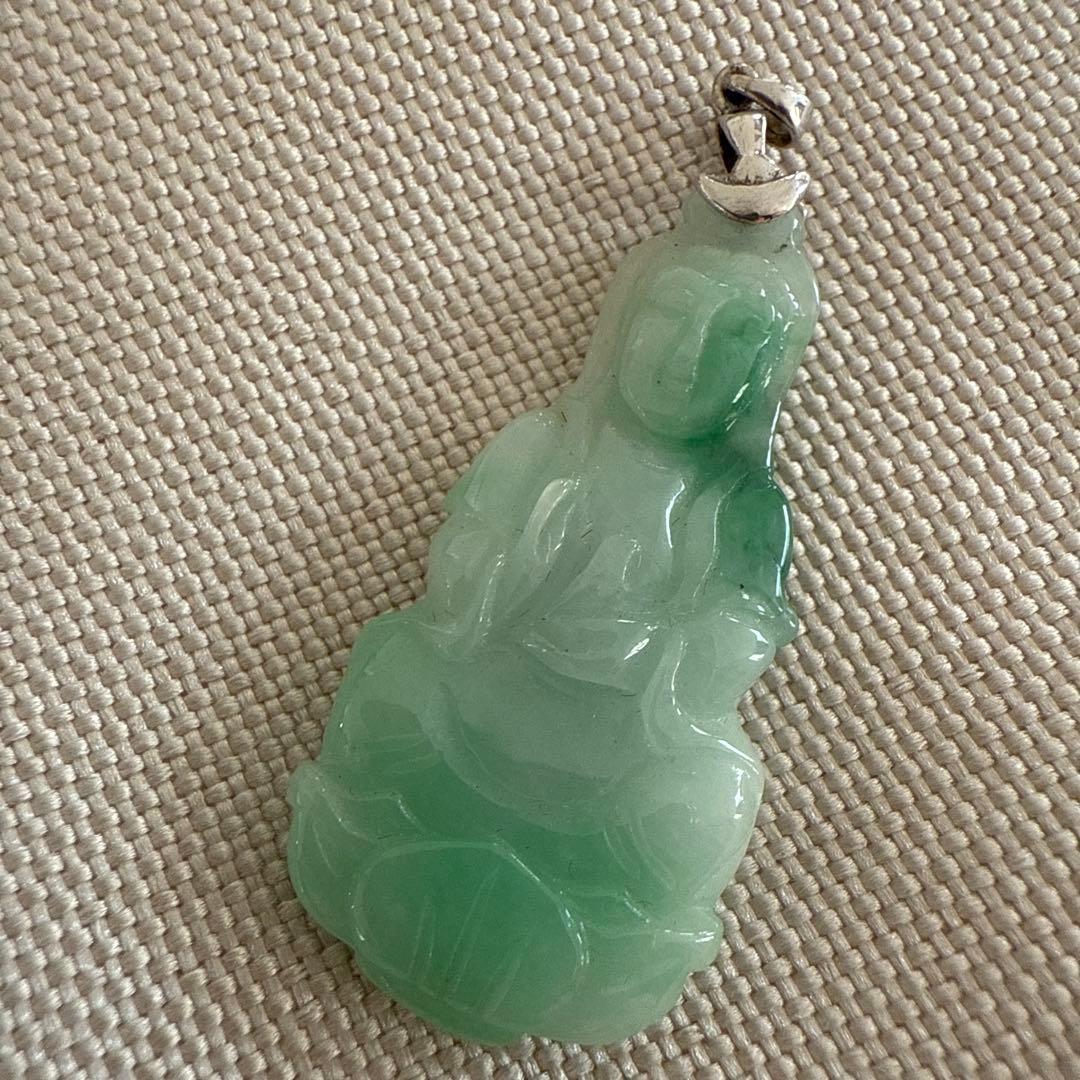 翡翠 観音像 ペンダント 約10cm