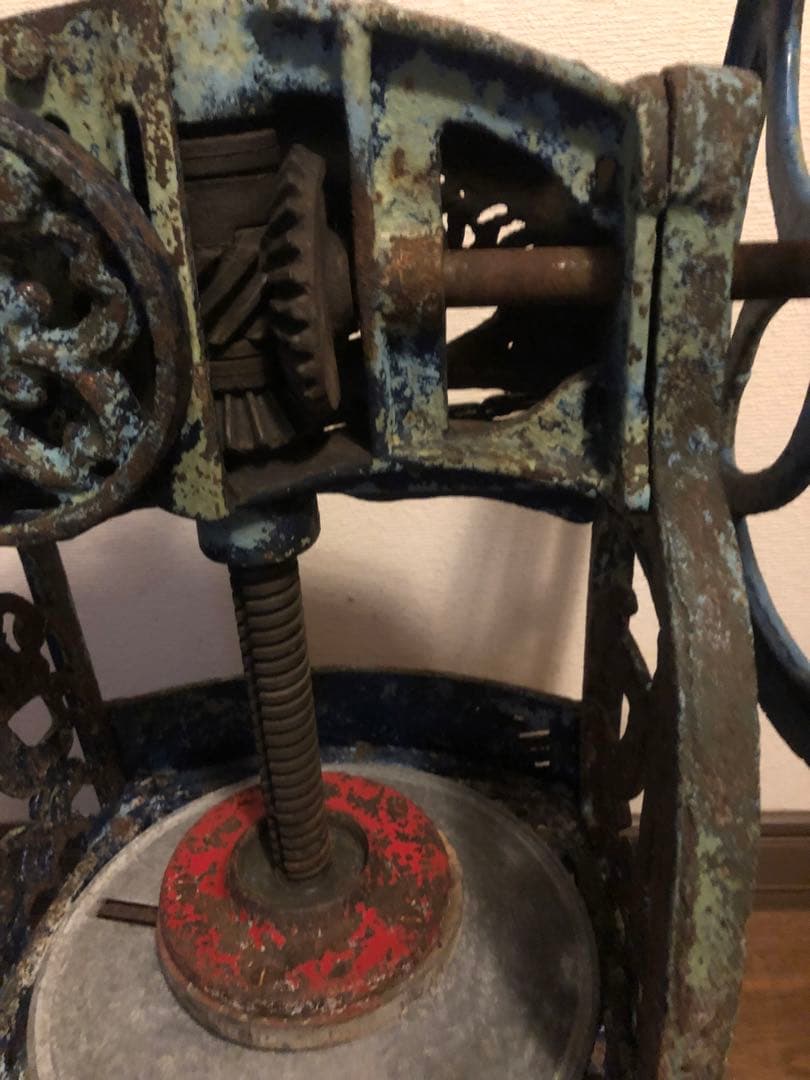 かき氷機　アンティーク　手回しかき氷機　鉄製